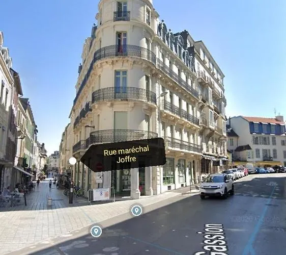 T1 Bis Quartier Du Chateau De * Pau